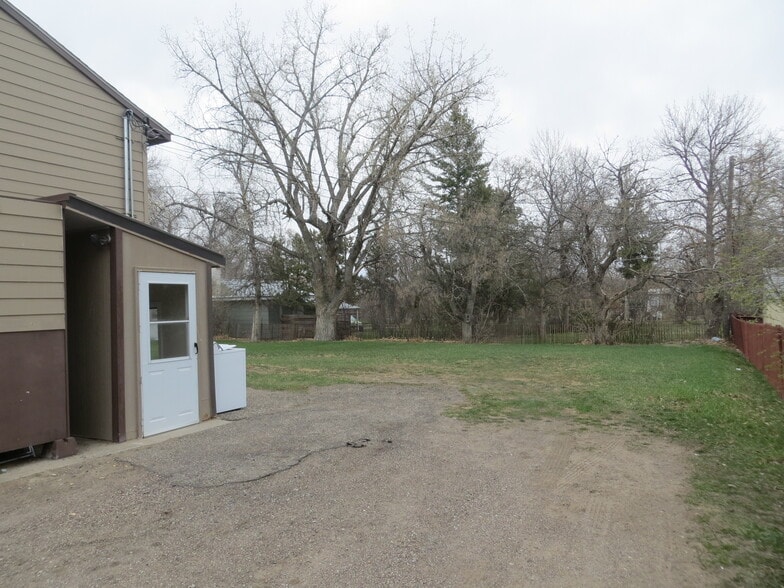 Building Photo - 923 4th St SW