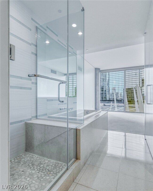 Building Photo - 3726 S Las Vegas Blvd