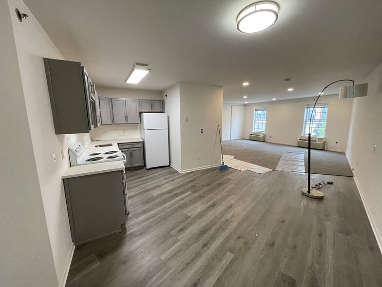 Sunrise Village 145 Jerome St Roselle Park NJ 07204 Apartment Finder