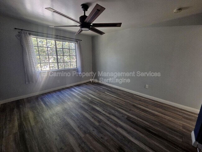 Building Photo - 628 Daisy Ave