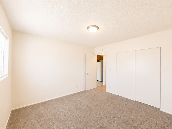 Building Photo - 45442 10th St W