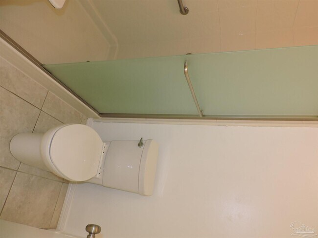 Building Photo - 2323 Silversides Loop