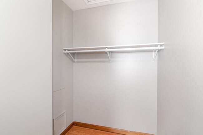 Building Photo - 614 Park Ridge Dr
