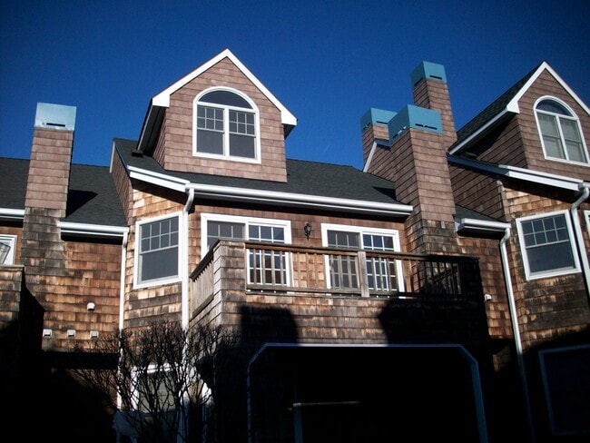 Building Photo - 517 Half Moon Bay Dr