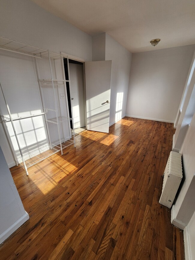 Building Photo - 565 Nostrand Ave