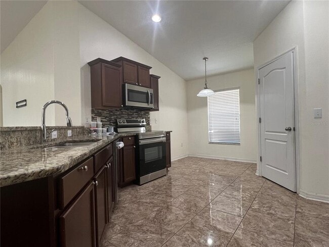 Building Photo - 10214 Summer Azure Dr