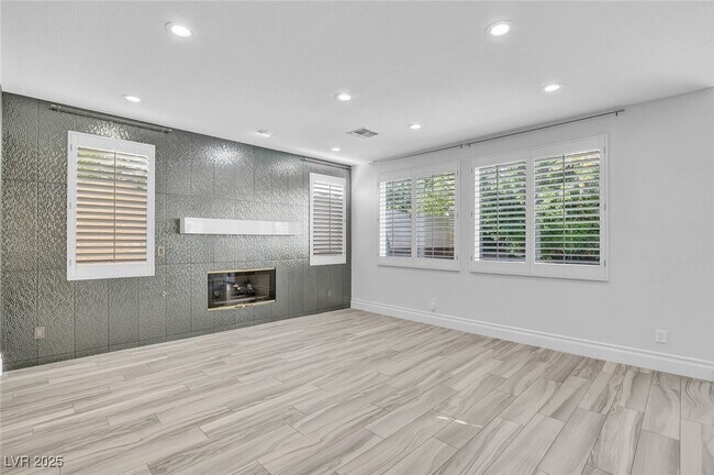 Building Photo - 9704 Cameo Rose Ln