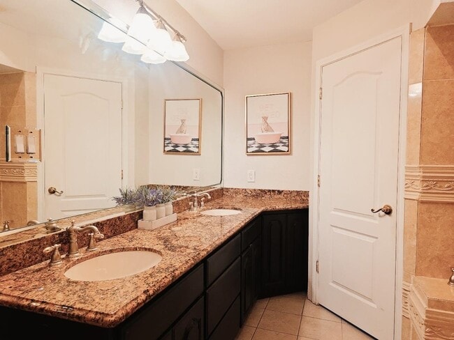 Building Photo - 233 Rancho Viejo Dr