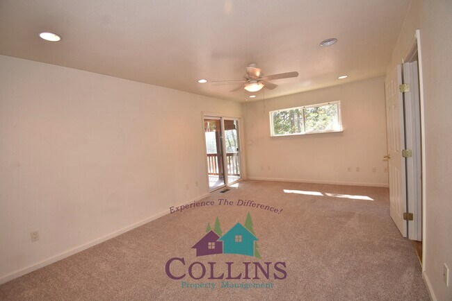 Building Photo - 12437 Silk Tassle Cir