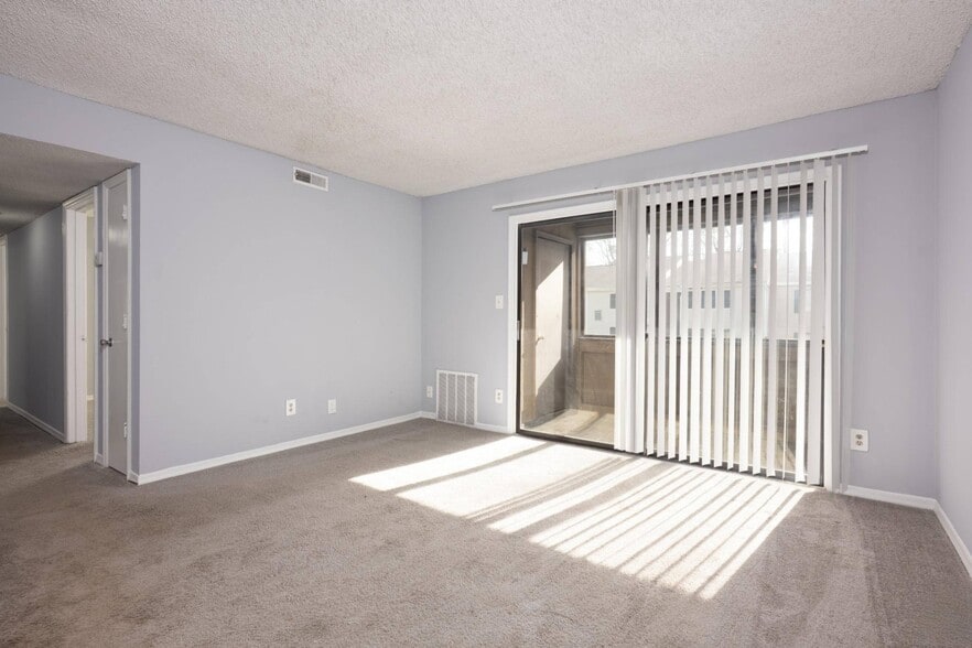 Living Area - Legacy on Elm Apartments