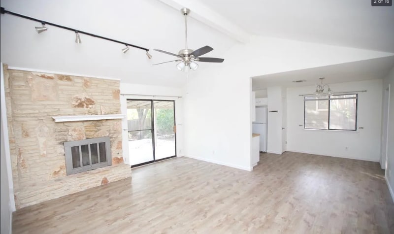 Building Photo - 2105 Cindy Ln