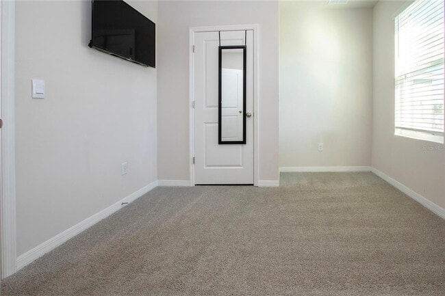 Building Photo - 3513 Hilltop Cir