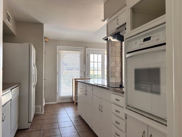 Building Photo - 928 Wisteria Way