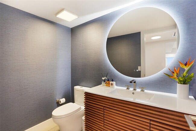 Building Photo - 5100 N Ocean Blvd