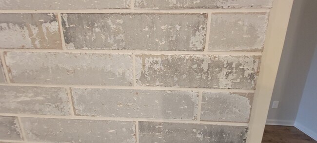 Building Photo - 844 Hedgefield Way