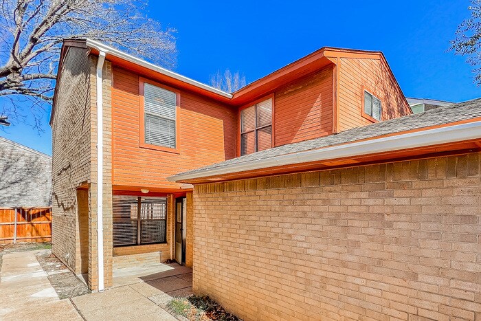 Building Photo - 1611 Horizon St