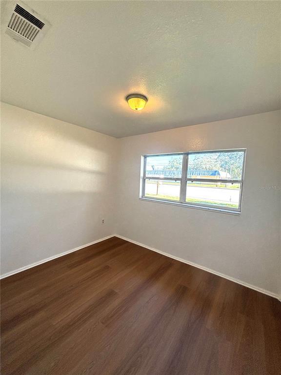 Building Photo - 718 SE 36th Ave