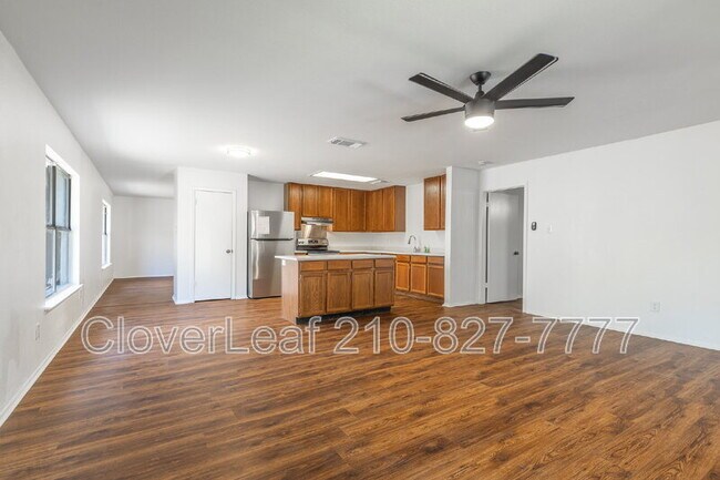 Building Photo - 15407 Canteen Creek Dr