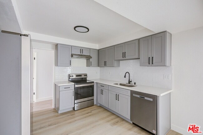 Building Photo - 1211 Beryl St