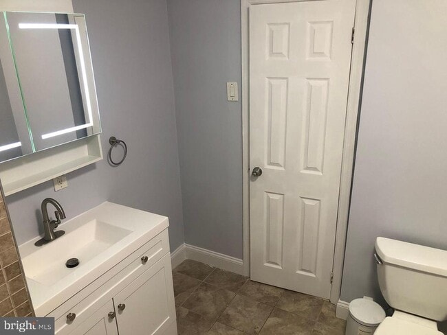 Building Photo - 13013 Townsend Rd