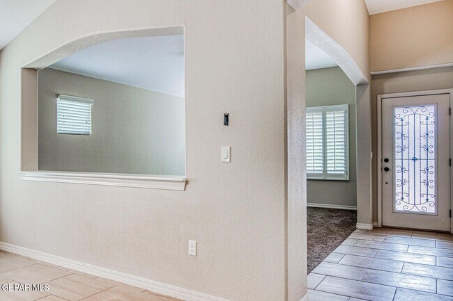 Building Photo - 3133 Red Orchard Dr