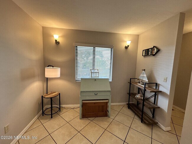 Building Photo - 4670-4A1A A1A S