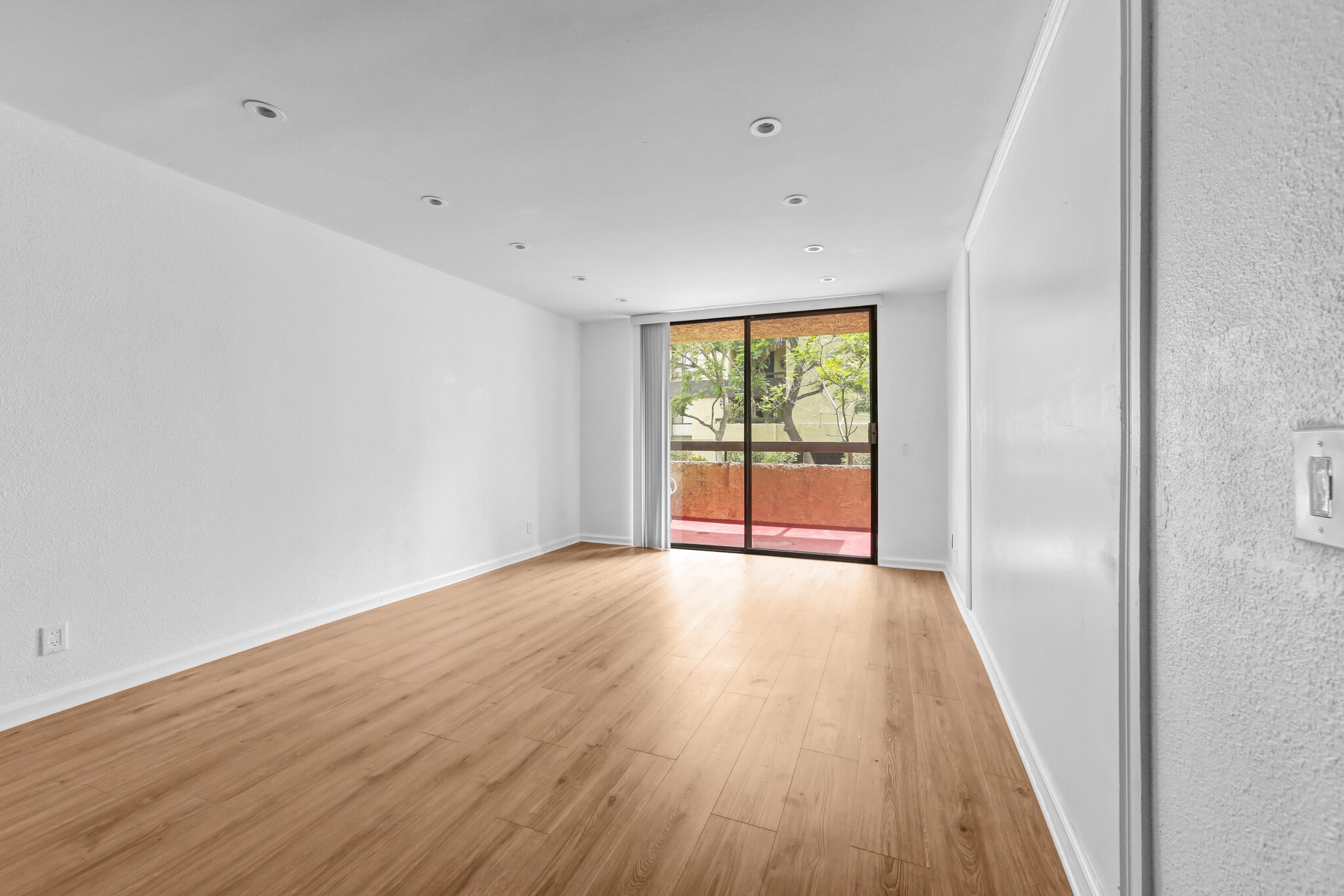 Building Photo - 4040 Via Marisol