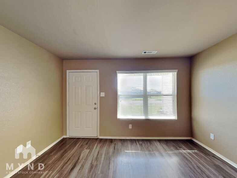 Building Photo - 12405 Solandra Cir