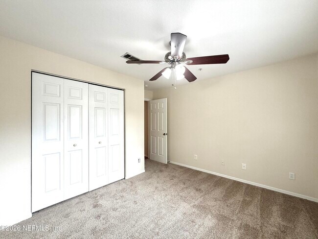 Building Photo - 13810 Sutton Park Dr N