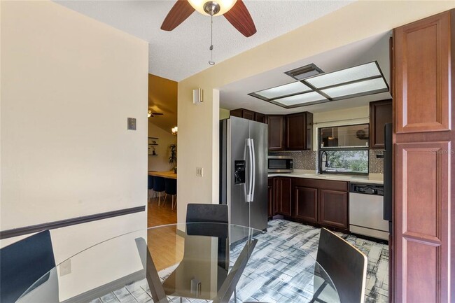 Building Photo - 6358 Parson Brown Dr