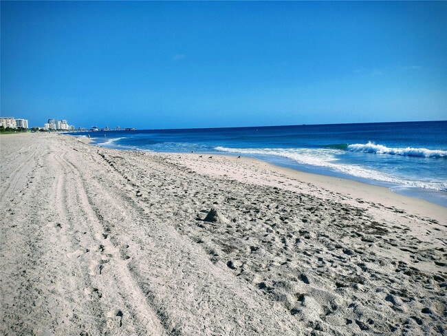 Building Photo - 3212 SE 8th St