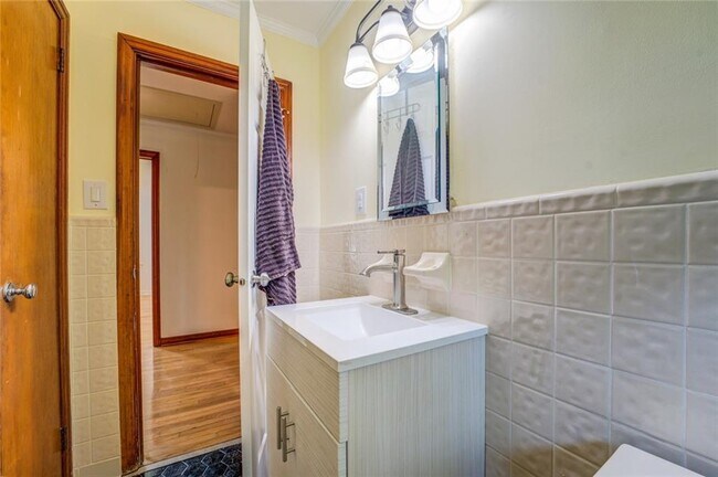 Building Photo - 1288 Elva Dr SW