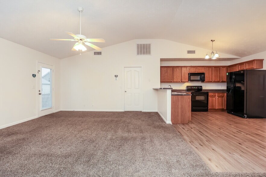 Building Photo - 3128 Sherborne Ct