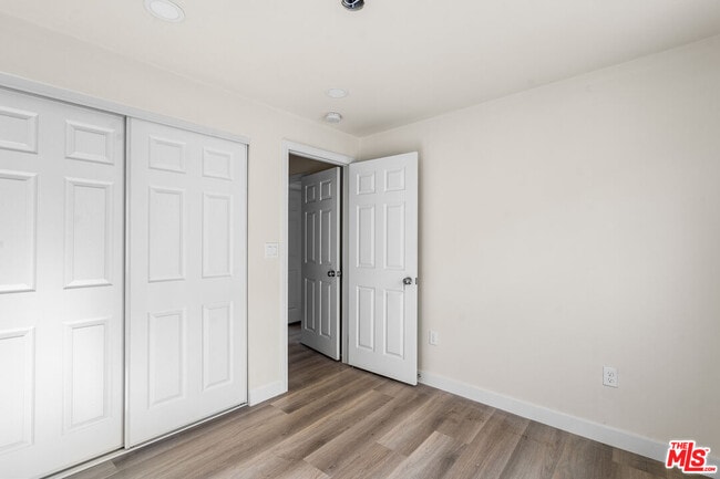 Building Photo - 11243 Hulme Ave