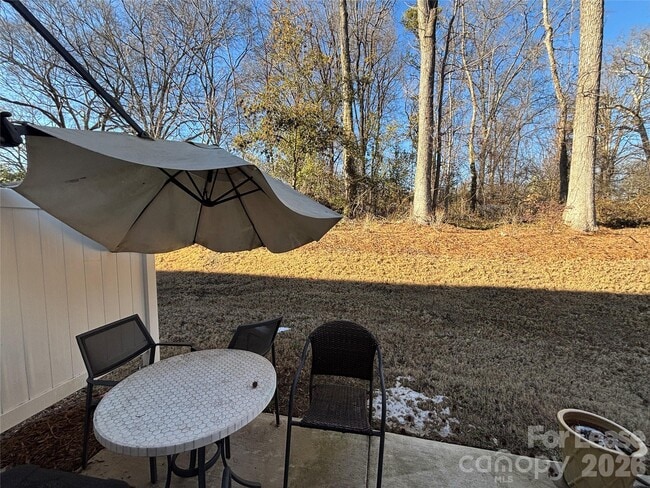 Building Photo - 5200 Somerset Hill Ln