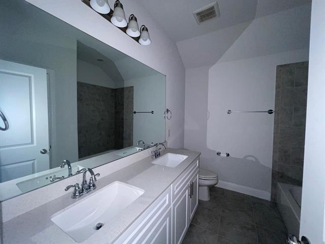Building Photo - 538 Teton St