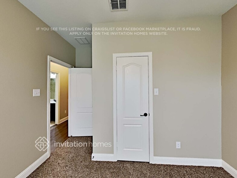Building Photo - 1628 Signature Dr