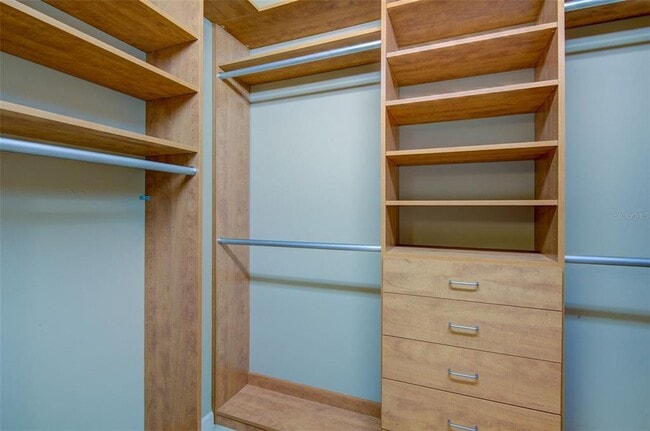 Building Photo - 12232 Marsh Pointe Rd