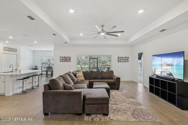 Building Photo - 9674 Gaynor Cir