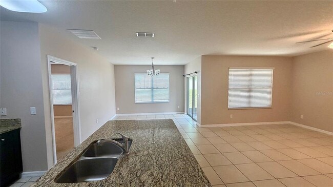 Building Photo - 3342 Landing Vw