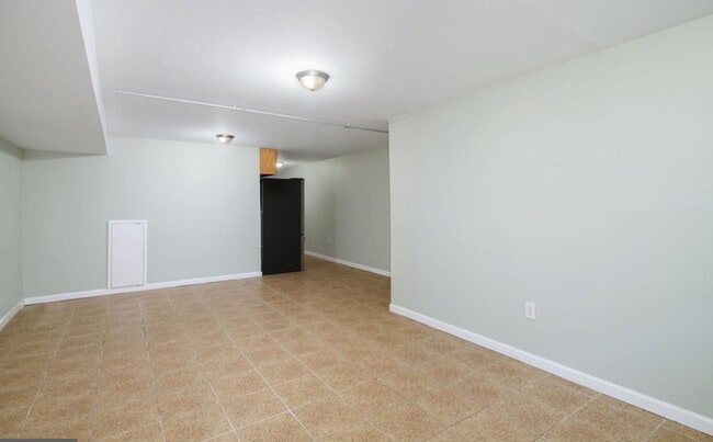 Building Photo - 1782 Frankford Ave