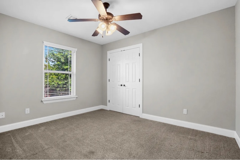 Building Photo - 808 Herron St