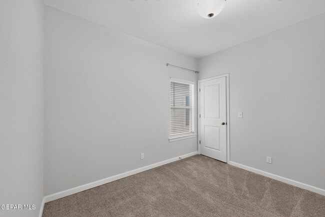 Building Photo - 6476 Harapon St