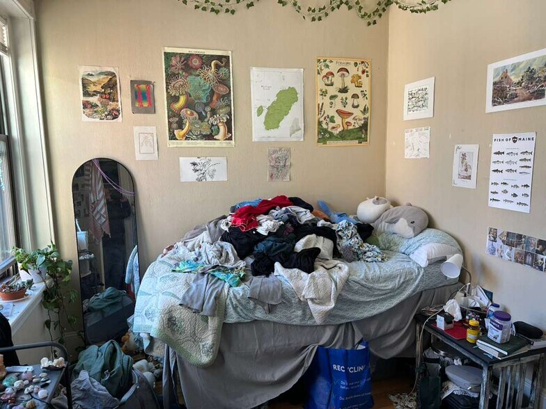 Building Photo - 12 Saint Paul St