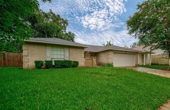 Building Photo - 1126 W Belgravia Dr