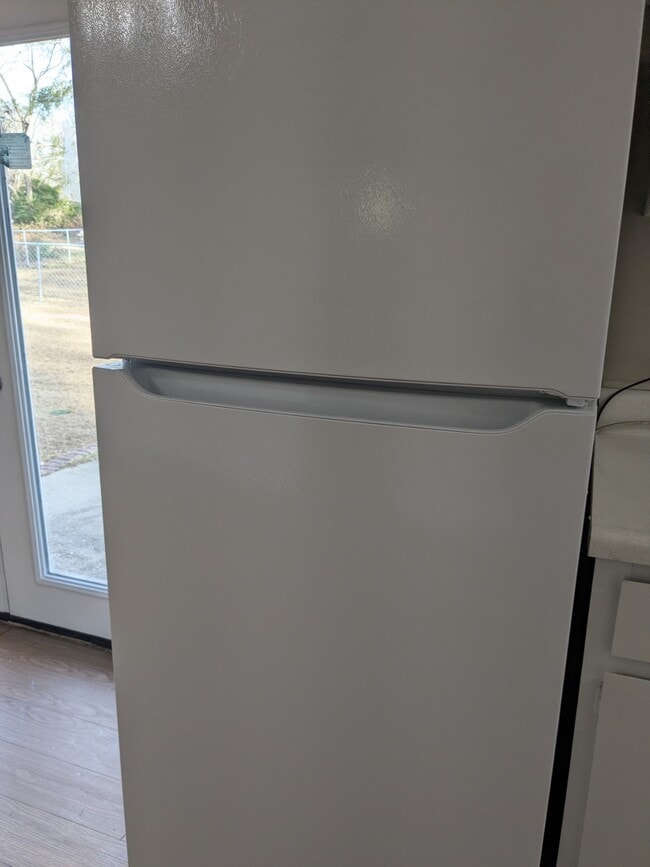 Building Photo - 904 Adams St