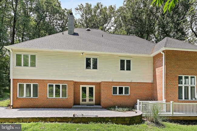Building Photo - 12624 Golden Oak Dr