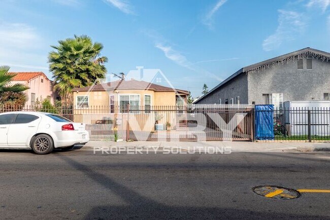 Building Photo - Upgraded 2 Bedroom 1 Bathroom for Rent Ferris Ave Los Angeles