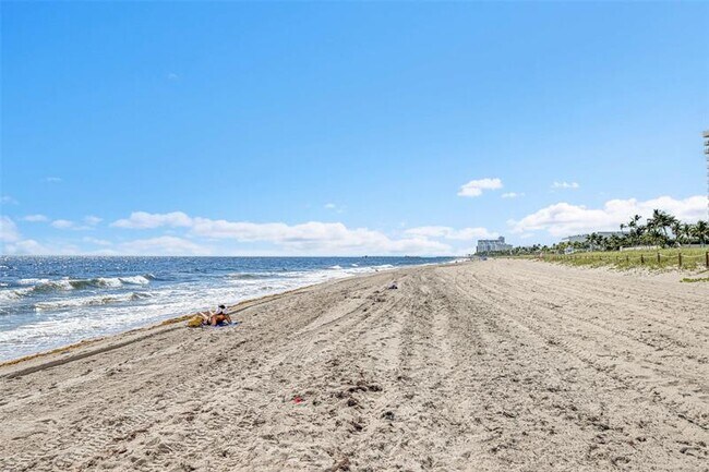 Building Photo - 5100 N Ocean Blvd