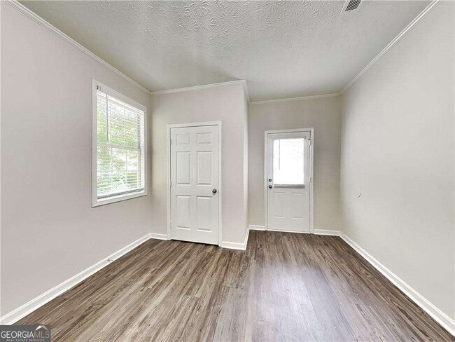 Building Photo - 244 Hale Haven Dr